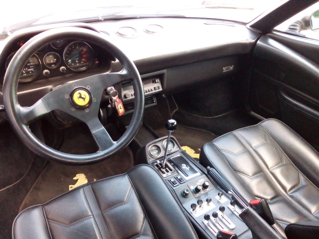 volledig leer interieur reinigen ferrari | A1 Car Cleaning